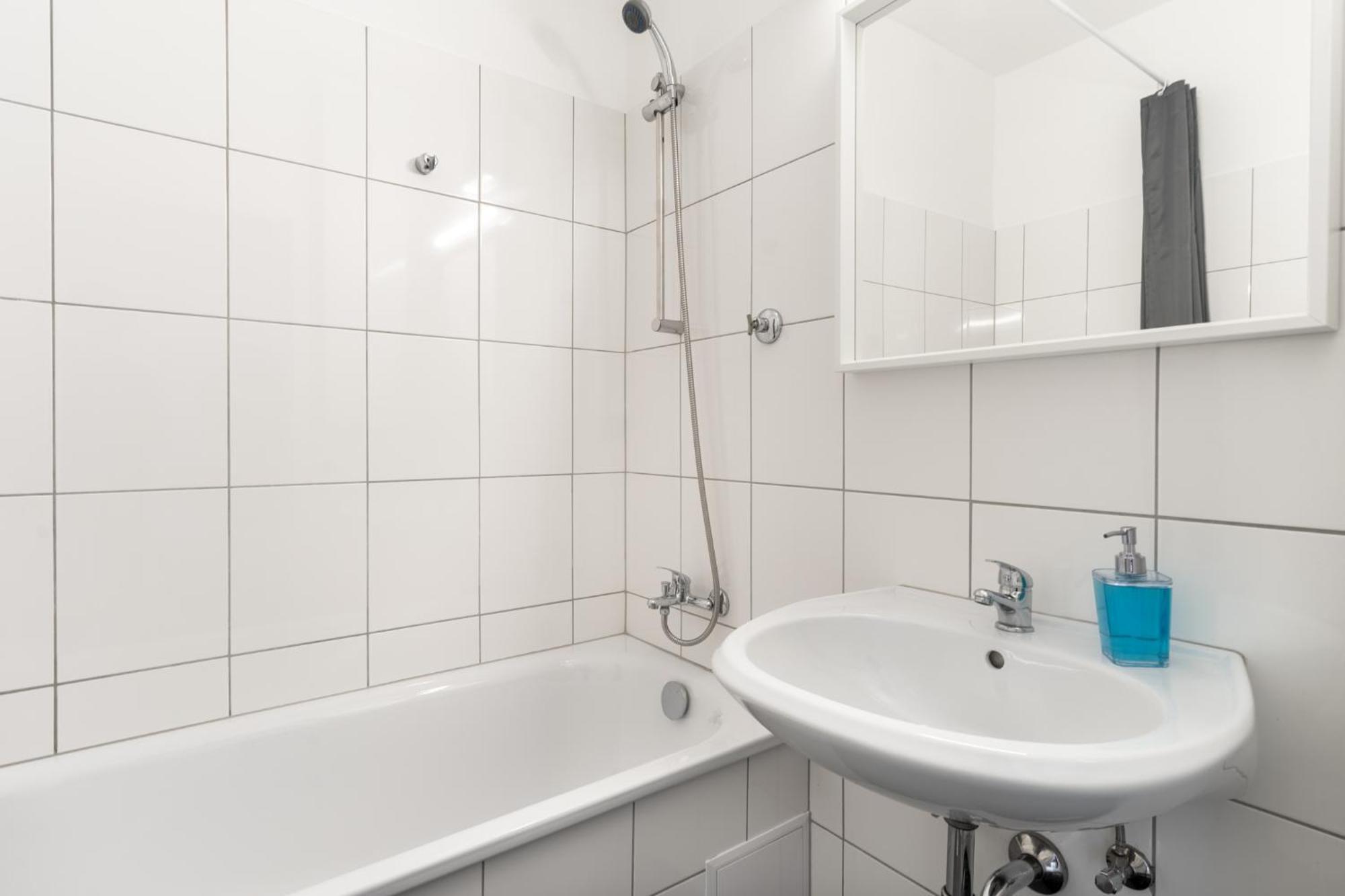 Apartment Ruesuite Iv - Messe I King Size Bed I 75 Zoll Tv Essen